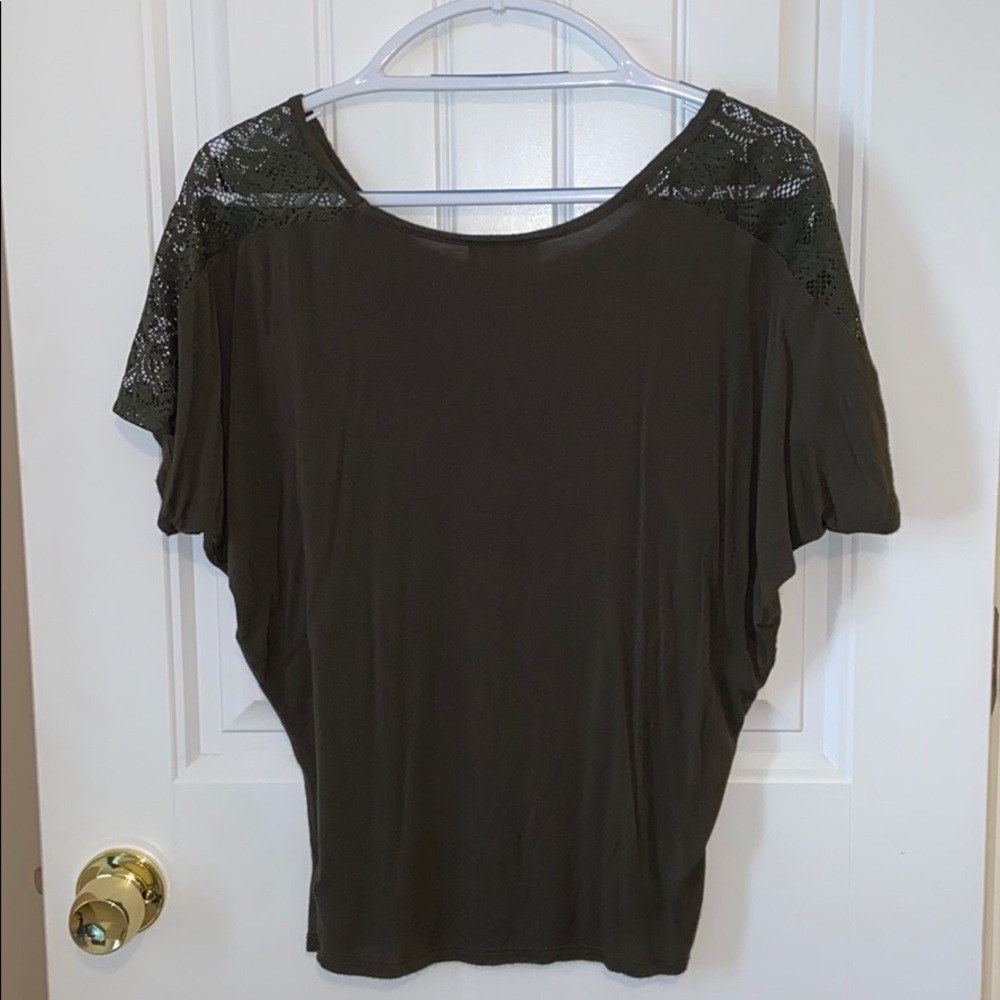 Women’s blouse - Picture 2 of 4